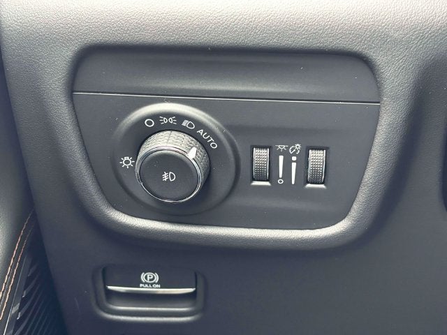 2027 Jeep Grand Cherokee L GRAND CHEROKEE L SUMMIT 4X4