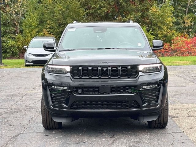 2027 Jeep Grand Cherokee L GRAND CHEROKEE L SUMMIT 4X4
