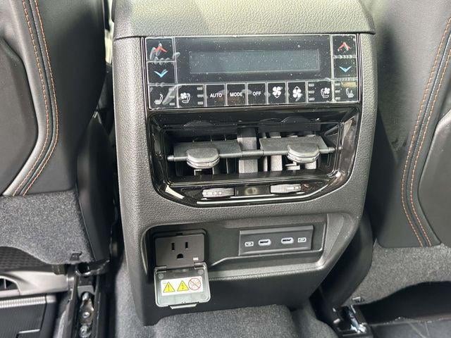 2026 Jeep Grand Cherokee GRAND CHEROKEE L SUMMIT 4X4