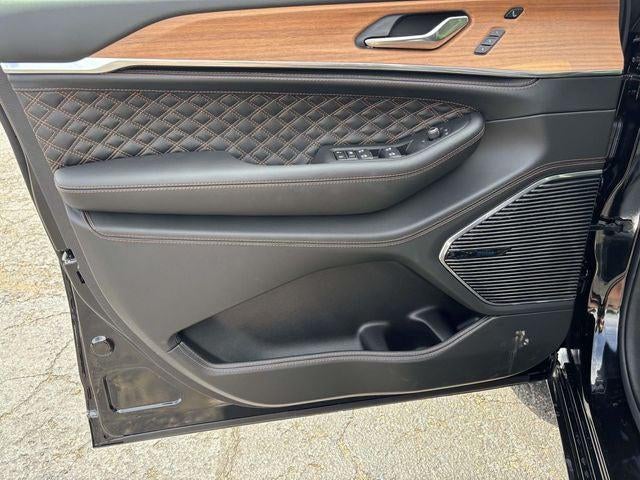 2026 Jeep Grand Cherokee GRAND CHEROKEE L SUMMIT 4X4