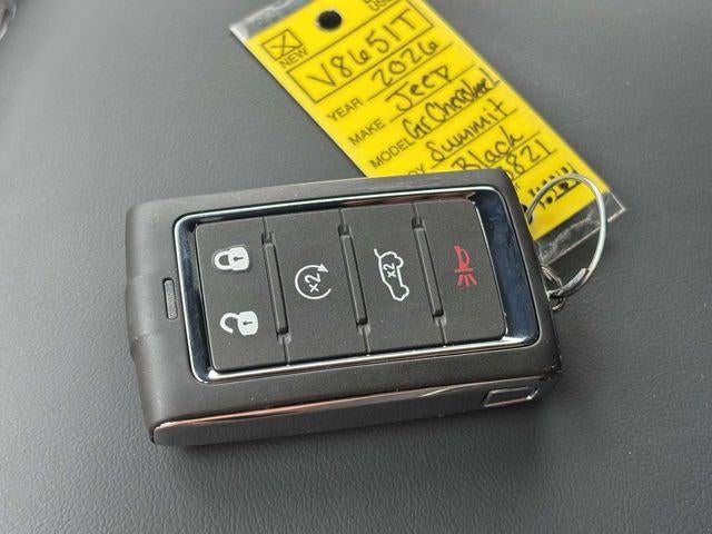 2026 Jeep Grand Cherokee GRAND CHEROKEE L SUMMIT 4X4