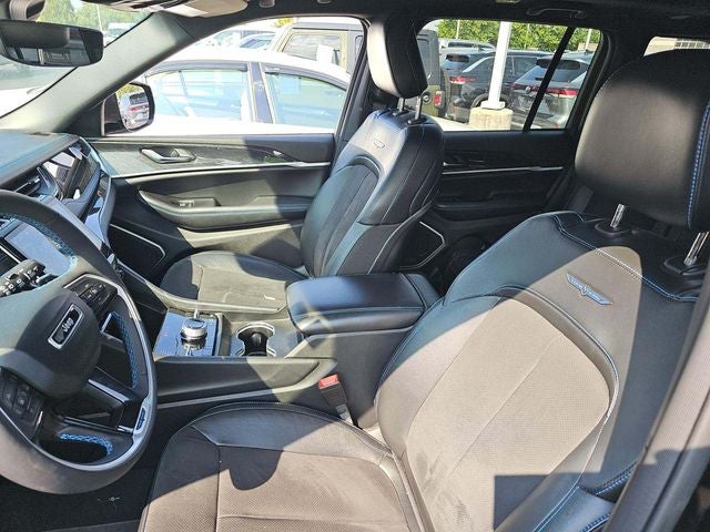 2024 Jeep Grand Cherokee Trailhawk
