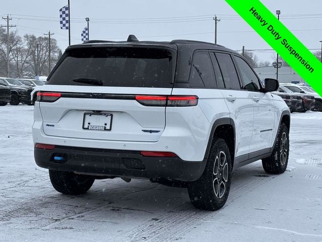 2022 Jeep Grand Cherokee 4xe Trailhawk
