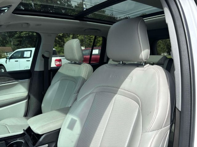 2022 Jeep Grand Cherokee Overland 4x4