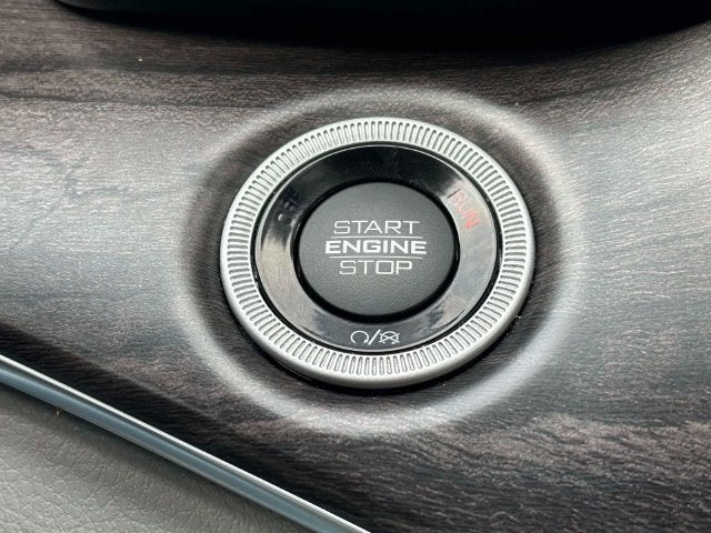 2022 Jeep Grand Cherokee Overland 4x4