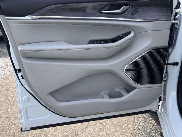 2022 Jeep Grand Cherokee Overland 4x4