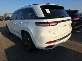 2022 Jeep Grand Cherokee Overland 4x4