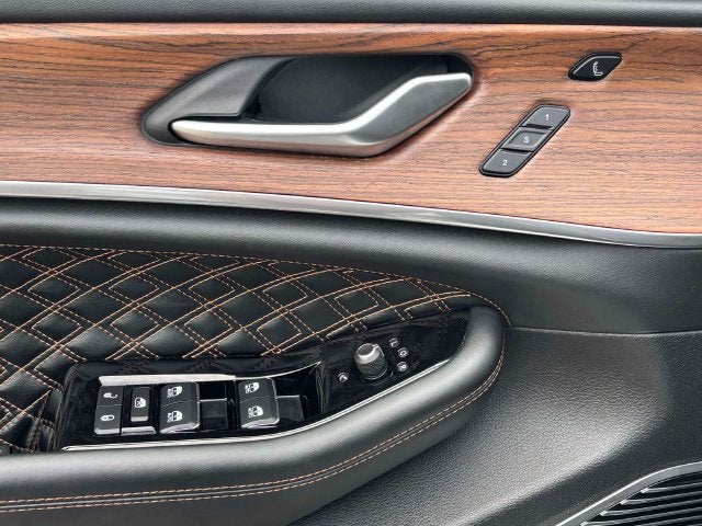 2022 Jeep Grand Cherokee Summit 4x4