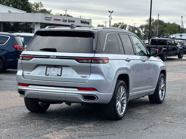 2022 Jeep Grand Cherokee Summit 4x4