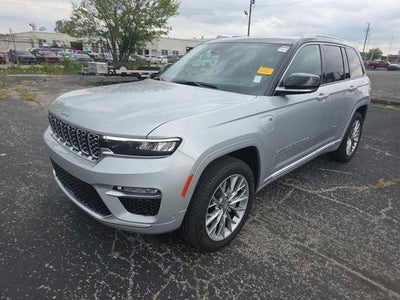 2022 Jeep Grand Cherokee Summit 4x4