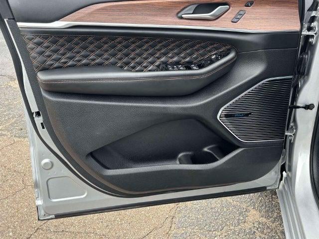 2022 Jeep Grand Cherokee Summit 4x4