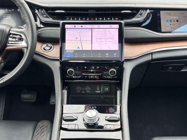 2022 Jeep Grand Cherokee Summit 4x4