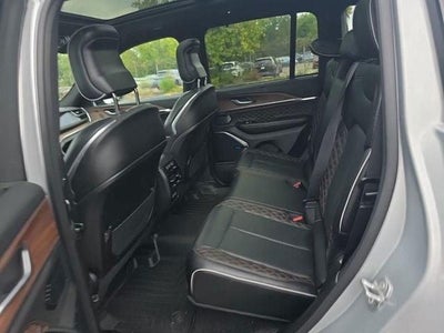 2022 Jeep Grand Cherokee Summit 4x4