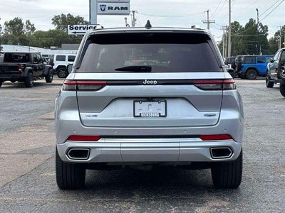 2022 Jeep Grand Cherokee Summit 4x4