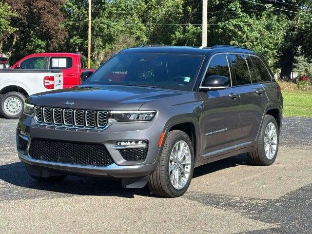 2024 Jeep Grand Cherokee Summit