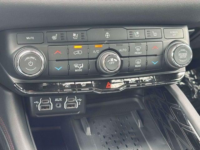 2027 Dodge Durango DURANGO GT HEMI V8 PLUS AWD