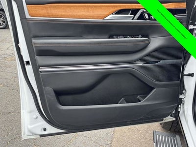 2024 Jeep Grand Wagoneer L Series III 4x4