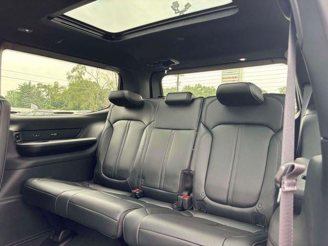 2026 Jeep Grand Wagoneer GRAND WAGONEER UPLAND 4X4