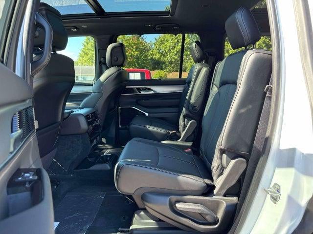 2027 Jeep Grand Wagoneer GRAND WAGONEER OVERLAND 4X4