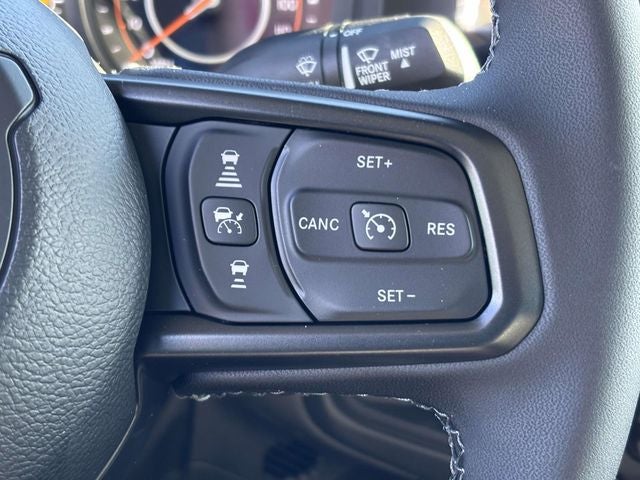 2026 Jeep Gladiator GLADIATOR SAHARA 4X4