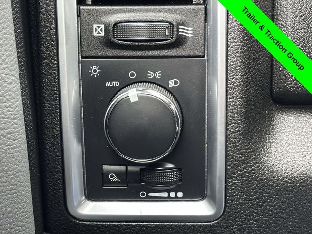 2023 RAM 1500 Classic SLT Crew Cab 4x4 5'7' Box