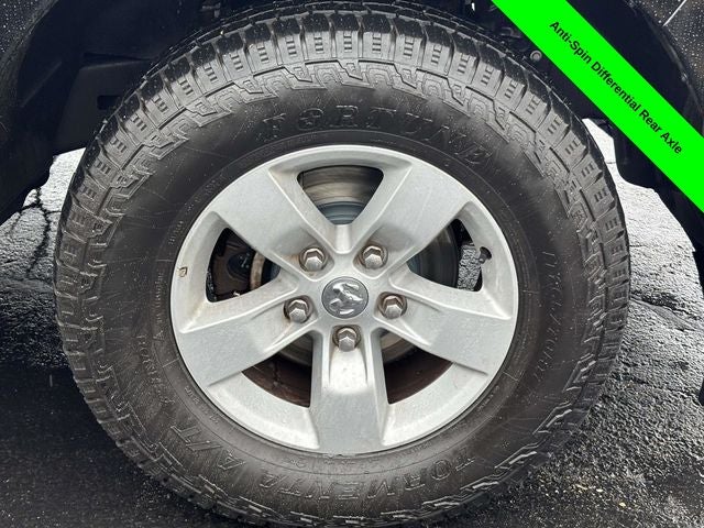 2023 RAM 1500 Classic SLT Crew Cab 4x4 5'7' Box