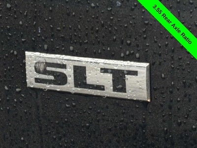 2023 RAM 1500 Classic SLT Crew Cab 4x4 5'7' Box