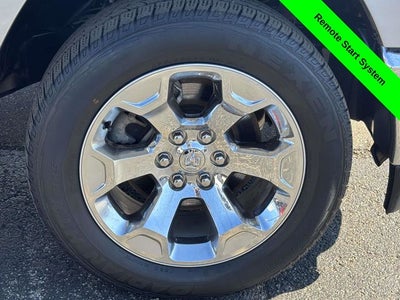 2022 RAM 1500 Big Horn Crew Cab 4x4 5'7' Box