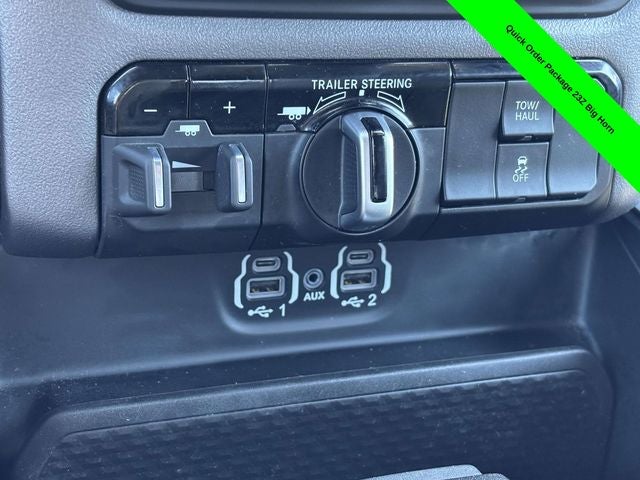 2023 RAM 1500 Big Horn Crew Cab 4x4 5'7' Box