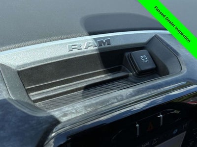 2023 RAM 1500 Big Horn Crew Cab 4x4 5'7' Box