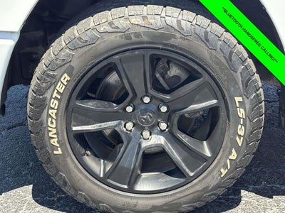 2021 RAM 1500 Big Horn Crew Cab 4x4 5'7' Box