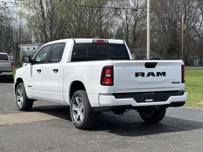 2026 RAM Ram 1500 RAM 1500 EXPRESS CREW CAB 4X4 5'7' BOX