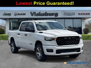 2026 RAM Ram 1500 RAM 1500 EXPRESS CREW CAB 4X4 5'7' BOX