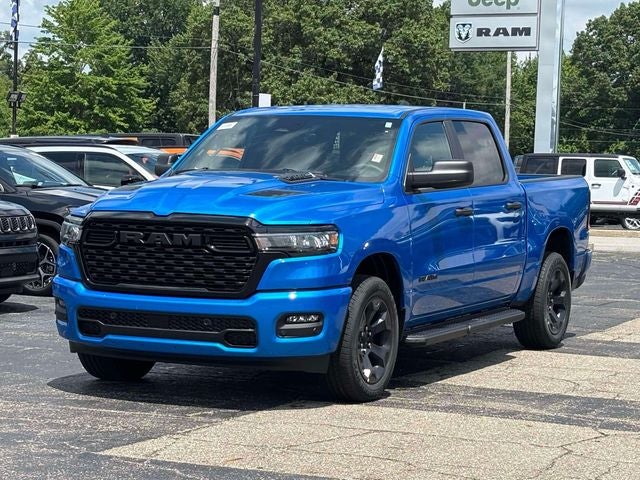 2026 RAM Ram 1500 RAM 1500 EXPRESS CREW CAB 4X4 5'7' BOX