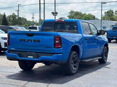 2026 RAM Ram 1500 RAM 1500 EXPRESS CREW CAB 4X4 5'7' BOX
