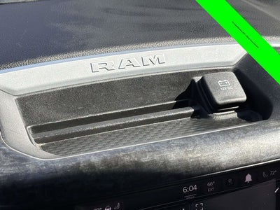 2022 RAM 1500 Big Horn Crew Cab 4x4 6'4' Box