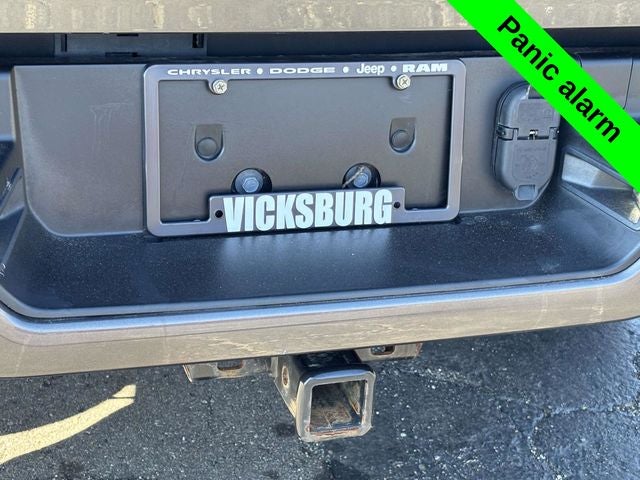 2022 RAM 1500 Big Horn Crew Cab 4x4 6'4' Box