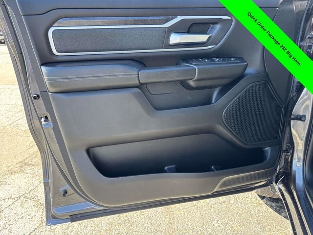 2022 RAM 1500 Big Horn Crew Cab 4x4 6'4' Box