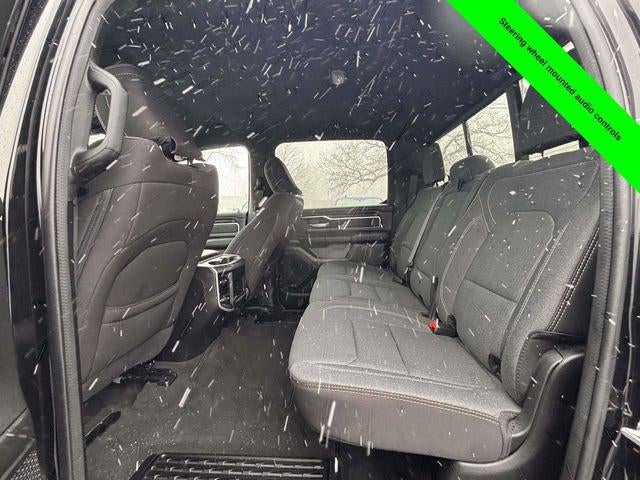 2022 RAM 1500 Big Horn Crew Cab 4x4 6'4' Box