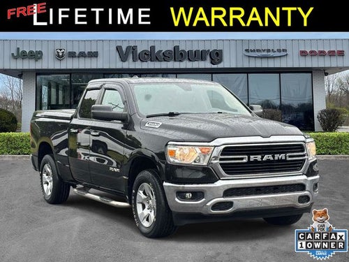 2020 RAM 1500 Big Horn Quad Cab 4x4 6'4' Box