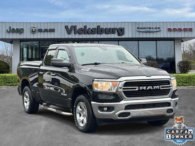 2020 RAM 1500 Big Horn Quad Cab 4x4 6'4' Box