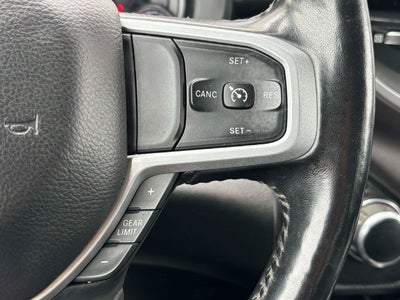 2020 RAM 1500 Big Horn Quad Cab 4x4 6'4' Box