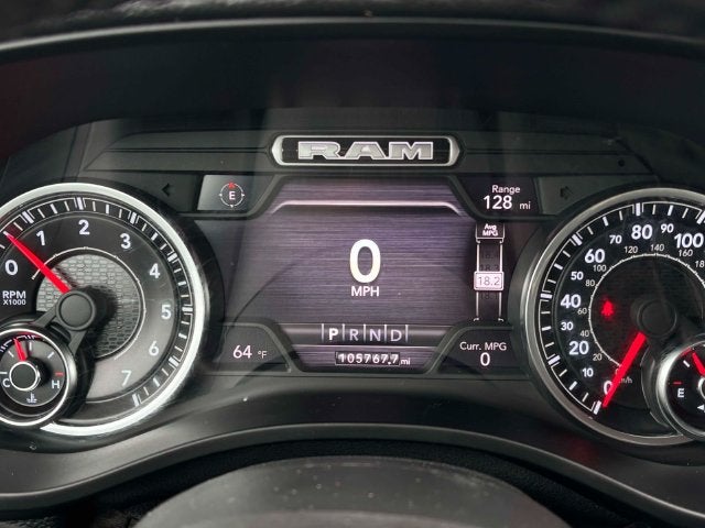 2020 RAM 1500 Big Horn Quad Cab 4x4 6'4' Box