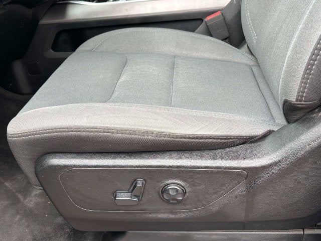 2020 RAM 1500 Big Horn Quad Cab 4x4 6'4' Box