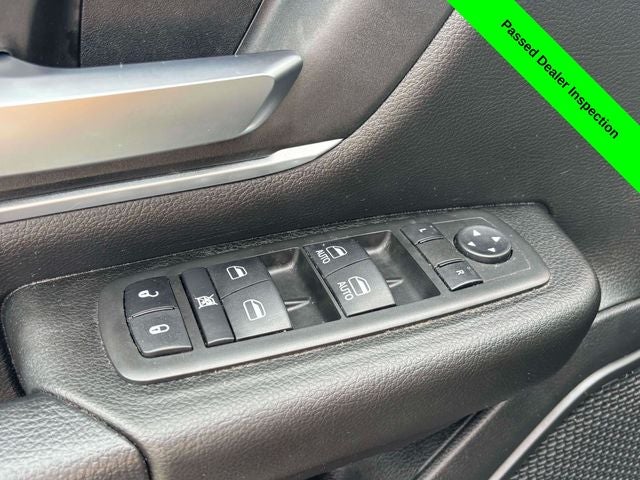 2022 RAM 1500 Big Horn Quad Cab 4x4 6'4' Box