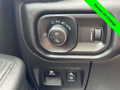2022 RAM 1500 Big Horn Quad Cab 4x4 6'4' Box