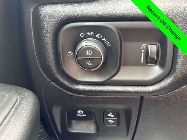 2022 RAM 1500 Big Horn Quad Cab 4x4 6'4' Box