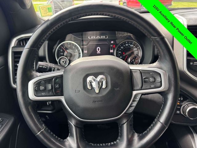 2022 RAM 1500 Big Horn Quad Cab 4x4 6'4' Box