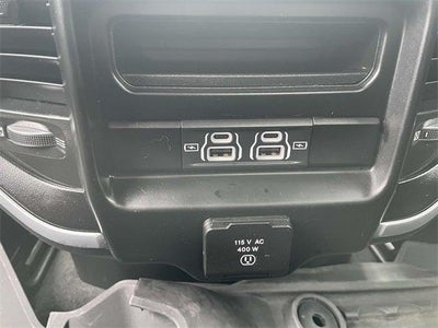 2022 RAM 1500 Big Horn Quad Cab 4x4 6'4' Box