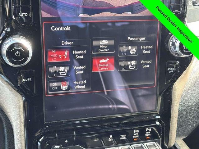 2019 RAM 1500 Laramie Quad Cab 4x4 6'4' Box